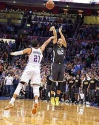  库里三分绝杀雷霆迎五连胜  