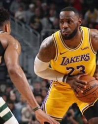  詹姆斯率湖人逆转勇士迎关键卡位战